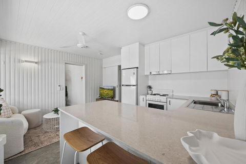 Alex Beachside Pet Friendly 2 Bed Apartment - Grafton Accommodation 1