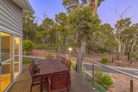 Alkira @ Cape Villas Dunsborough - Grafton Accommodation 2