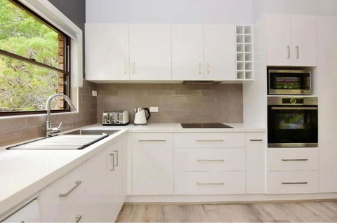 All Decked Out At Hyams Beach By Experience Jervis - Grafton Accommodation 3