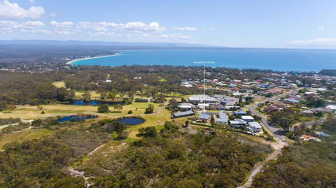 Amalena By The Sea - Grafton Accommodation 1