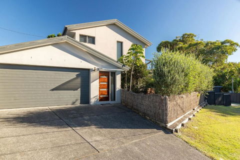 Anglers Cove - Grafton Accommodation 0
