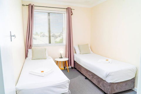 Apartment 12 - Grafton Accommodation 4
