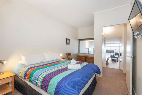 Apartment 16 Kalimna - Grafton Accommodation 4