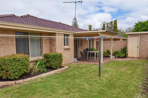 API Busselton Seaside Escape Apartments - Grafton Accommodation 2