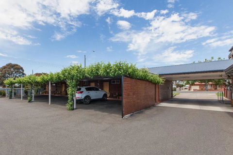 Ararat Motor Inn - Grafton Accommodation 4