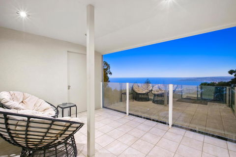 Arthurs Views - Grafton Accommodation 1