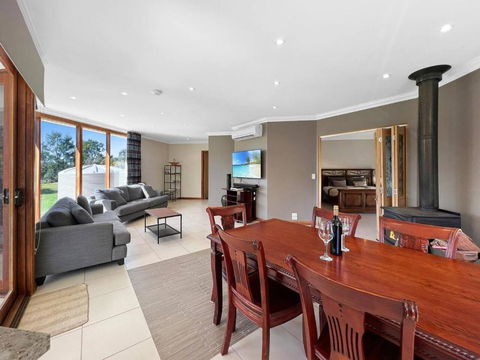 Aurora Cottages - Bellfield - Grafton Accommodation 2