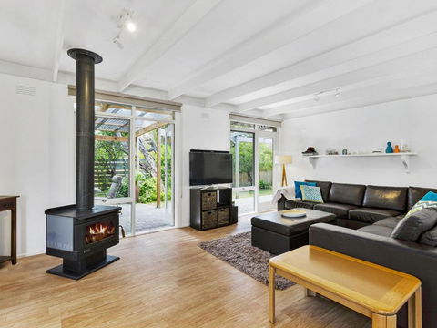 Avonlea Sorrento Holiday House - Grafton Accommodation 1