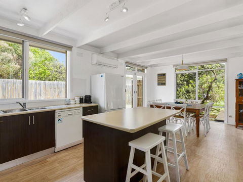 Avonlea Sorrento Holiday House - Grafton Accommodation 2