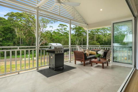 Avoca Beach Seabreeze At Saltwater - Grafton Accommodation 4