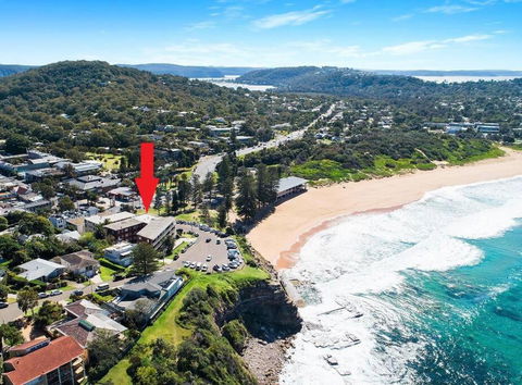 Avalon Beachside Apartment - Grafton Accommodation 0