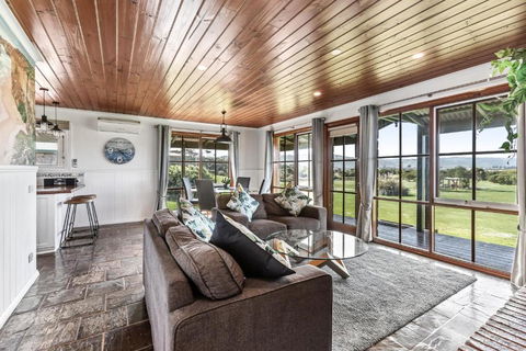 Apollo Bay Cottages- Sugarloaf - Grafton Accommodation 0