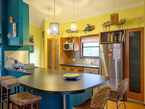 Five Bimba (Tractor House) - Grafton Accommodation 4