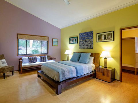 Five Bimba (Tractor House) - Grafton Accommodation 7