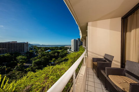 Hilton Cairns - Grafton Accommodation 27