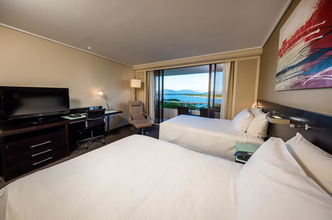 Hilton Cairns - Grafton Accommodation 6