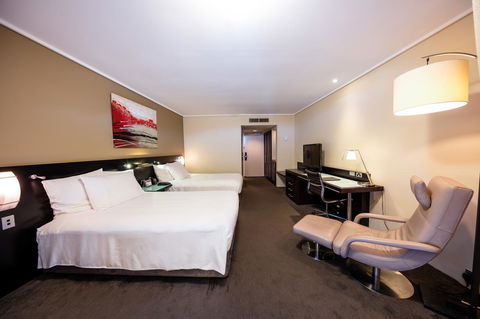 Hilton Cairns - Grafton Accommodation 32