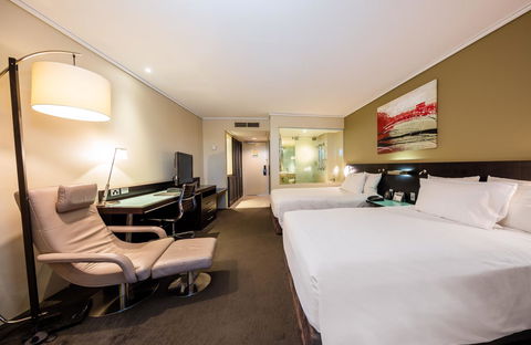 Hilton Cairns - Grafton Accommodation 11