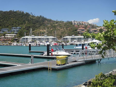 Boathouse Port Of Airlie - Grafton Accommodation 4