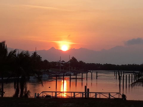 Hinchinbrook Holiday Apartments - Grafton Accommodation 18