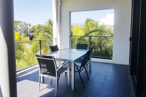 Hinchinbrook Holiday Apartments - Grafton Accommodation 1