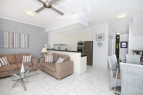 Unit 8 Bronte Of Coolum - Grafton Accommodation 12
