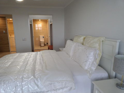 Silverton Apartment Resort Surfers Paradise - Grafton Accommodation 13