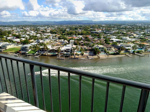 Silverton Apartment Resort Surfers Paradise - Grafton Accommodation 1