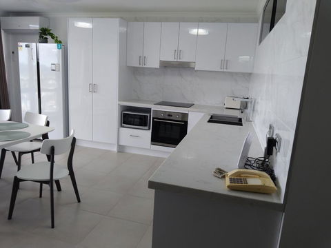 Silverton Apartment Resort Surfers Paradise - Grafton Accommodation 9