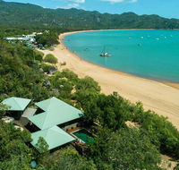Absolute Beachfront - Grafton Accommodation