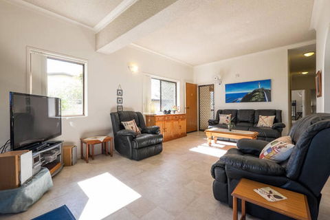 Keith\'s Place, 1 Of The 3 Most Popular Units On Bribie - Grafton Accommodation 12
