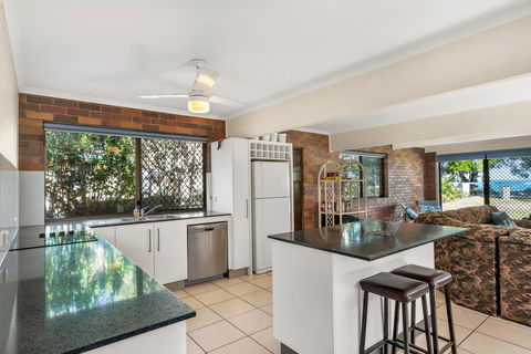 Bribie Beach House - Grafton Accommodation 8
