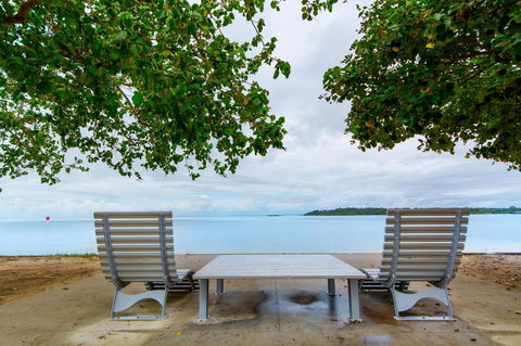 Lowset, Pet Friendly Cottage - Sunset Ave, Bongaree - Grafton Accommodation 5