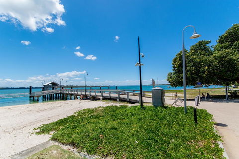 Lowset, Pet Friendly Cottage - Sunset Ave, Bongaree - Grafton Accommodation 14