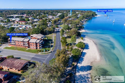 Waterviews,Pool, Wifi Its All Here !- Welsby Pde, Bongaree - Grafton Accommodation 3