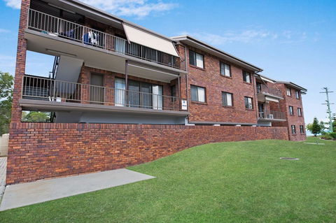 Waterviews,Pool, Wifi Its All Here !- Welsby Pde, Bongaree - Grafton Accommodation 19