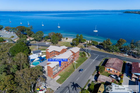 Waterviews,Pool, Wifi Its All Here !- Welsby Pde, Bongaree - Grafton Accommodation 1