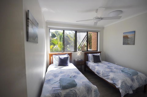 Crystal Waters On The Beach - Grafton Accommodation 5