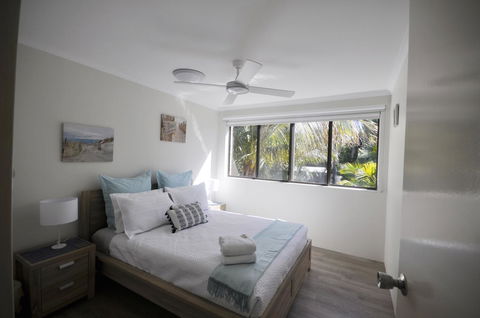 Crystal Waters On The Beach - Grafton Accommodation 4