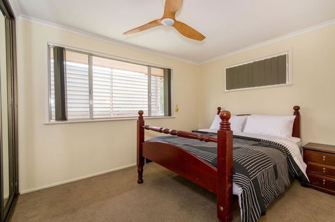 Short Stroll To Surf Beach - North Street, Woorim - Grafton Accommodation 18