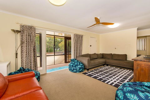Short Stroll To Surf Beach - North Street, Woorim - Grafton Accommodation 4