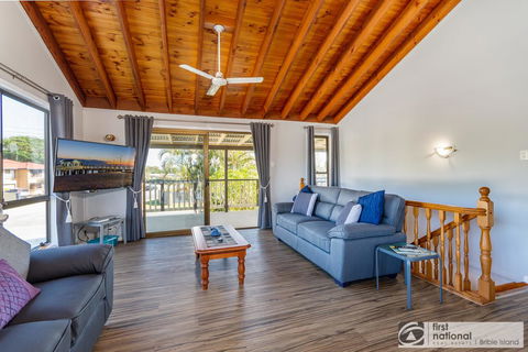 Family Holiday Haven On Boronia 100m To Beach - Grafton Accommodation 1