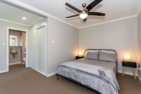 Fabulous Family Destination In Paradise Parade, Bongaree - Grafton Accommodation 17