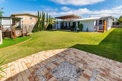 Fabulous Family Destination In Paradise Parade, Bongaree - Grafton Accommodation 18