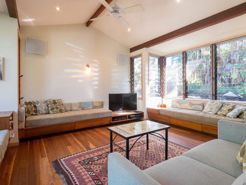 Laguna House - Grafton Accommodation 4