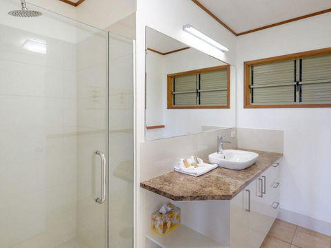Claytons 1 By Discover Stradbroke - Grafton Accommodation 19