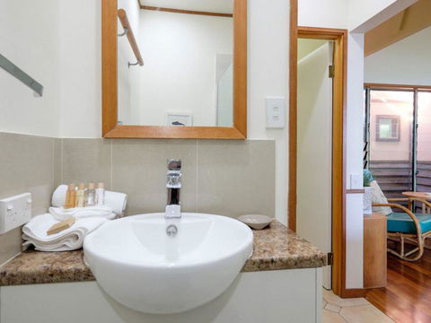 Claytons 1 By Discover Stradbroke - Grafton Accommodation 10