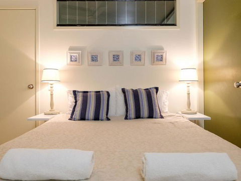 Claytons 1 By Discover Stradbroke - Grafton Accommodation 23