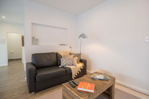 Island Quarters - Grafton Accommodation 0