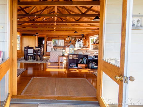 Palana Beach House - Grafton Accommodation 1